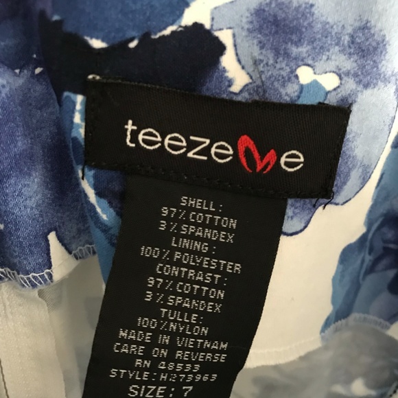 Juniors Blue Floral Dress Size 7 - Picture 7 of 7